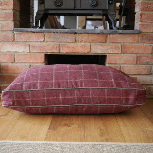 Hunt & Wilson Luxury Dog Bed Corduroy in Claret Tweed - PurrfectlyYappy