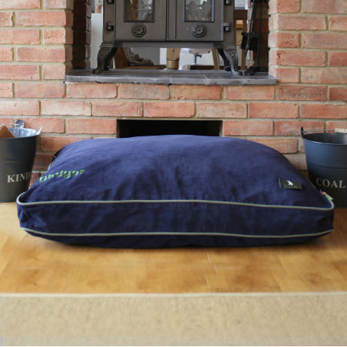 Hunt & Wilson Luxury Dog Bed Corduroy in Midnight Blue - PurrfectlyYappy
