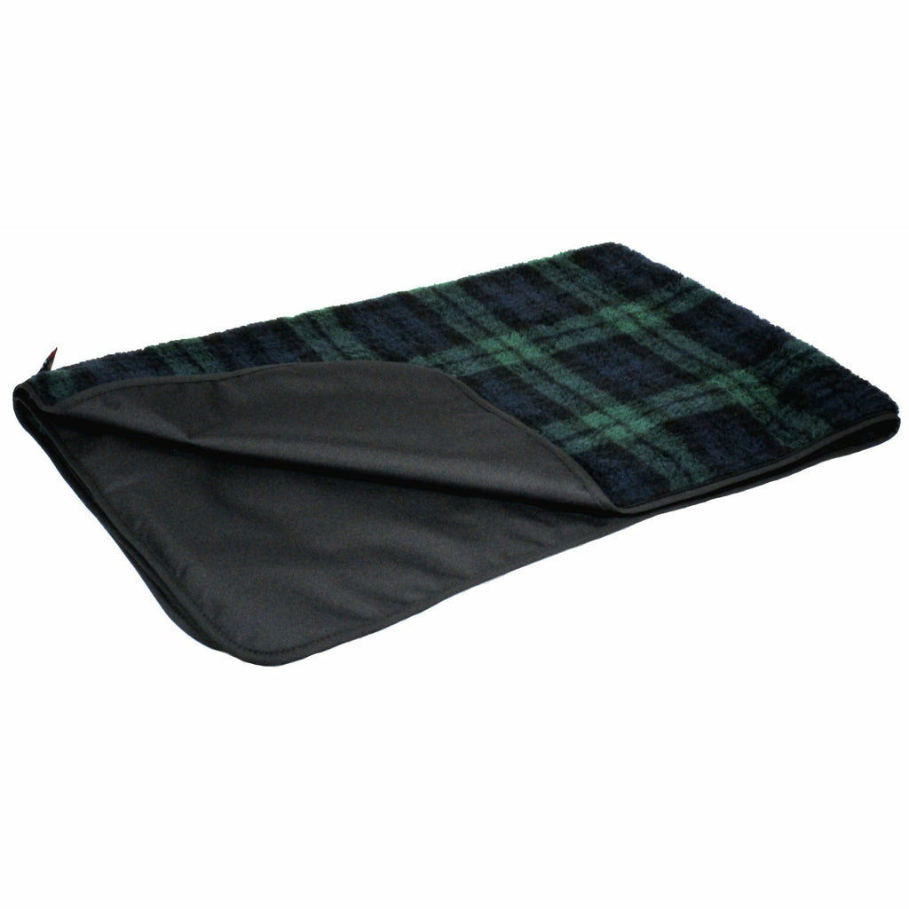 P&L Country Dog Fleece Blanket with Waterproof Backing - P&L Pet Beds - PurrfectlyYappy 